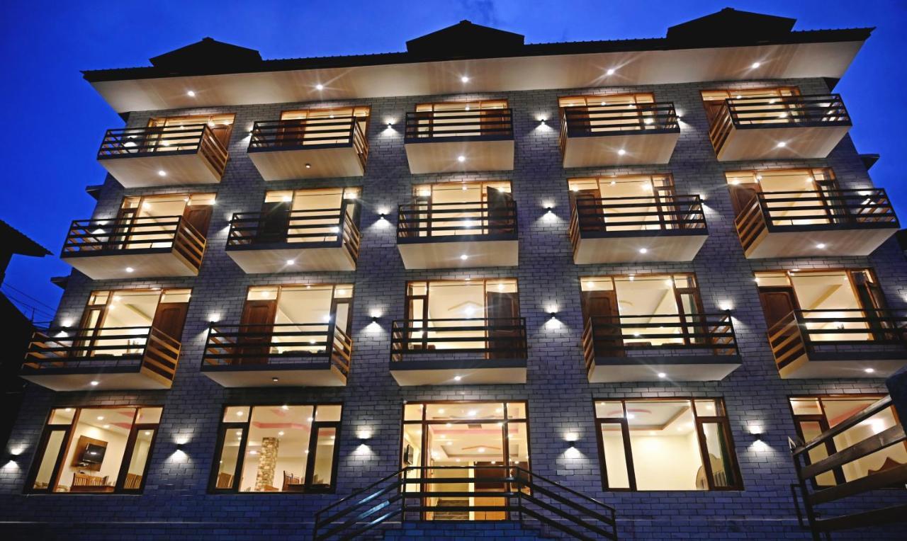 Treebo Dev With Valley View, Mall Road Manali (Himachal Pradesh)