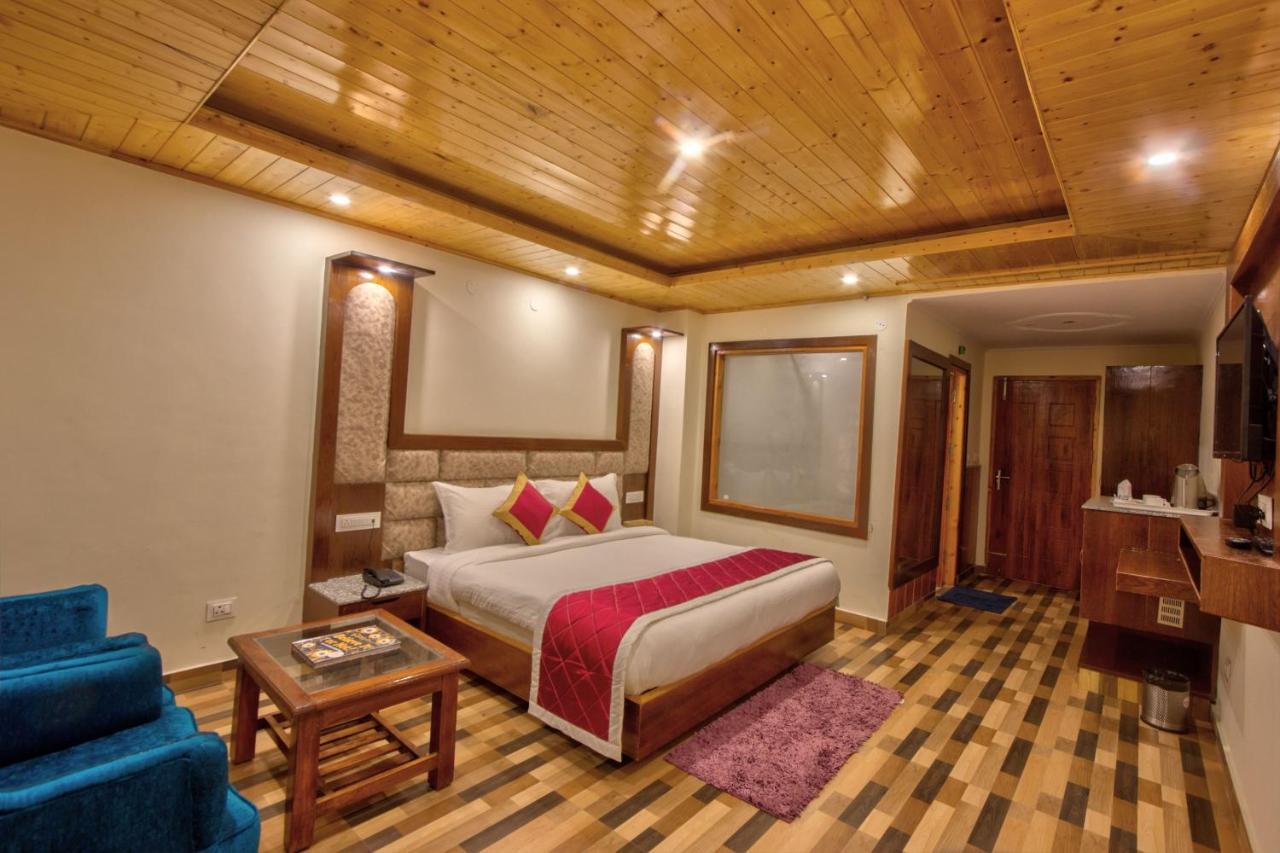 Montana Blues By Snow Hotel 4*