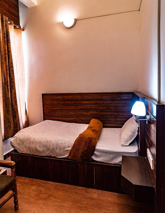 Hotel Sunflower Manali (Himachal Pradesh)