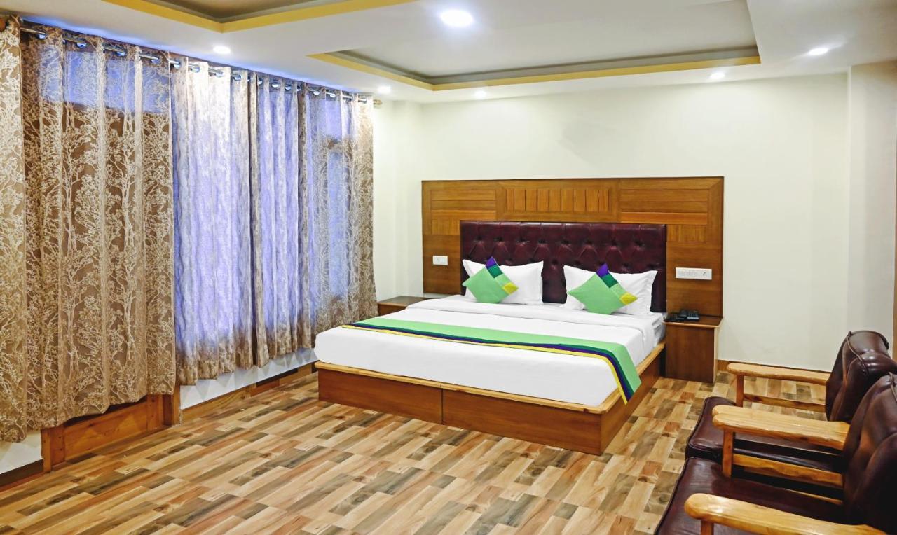 Treebo Dev With Valley View, Mall Road 3*