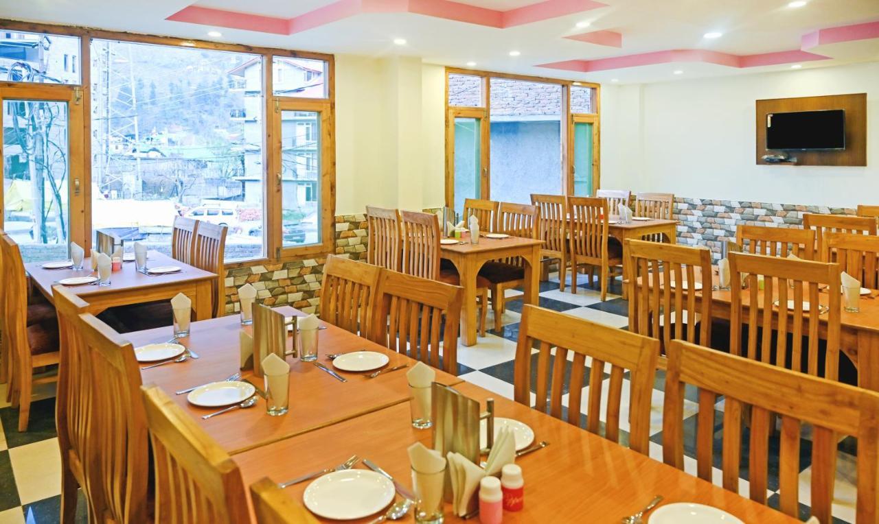 Treebo Dev With Valley View, Mall Road Hotel