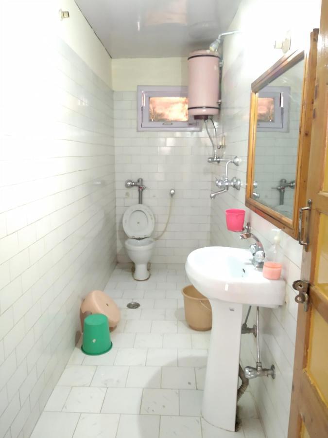 Woodlines Hotel 2*