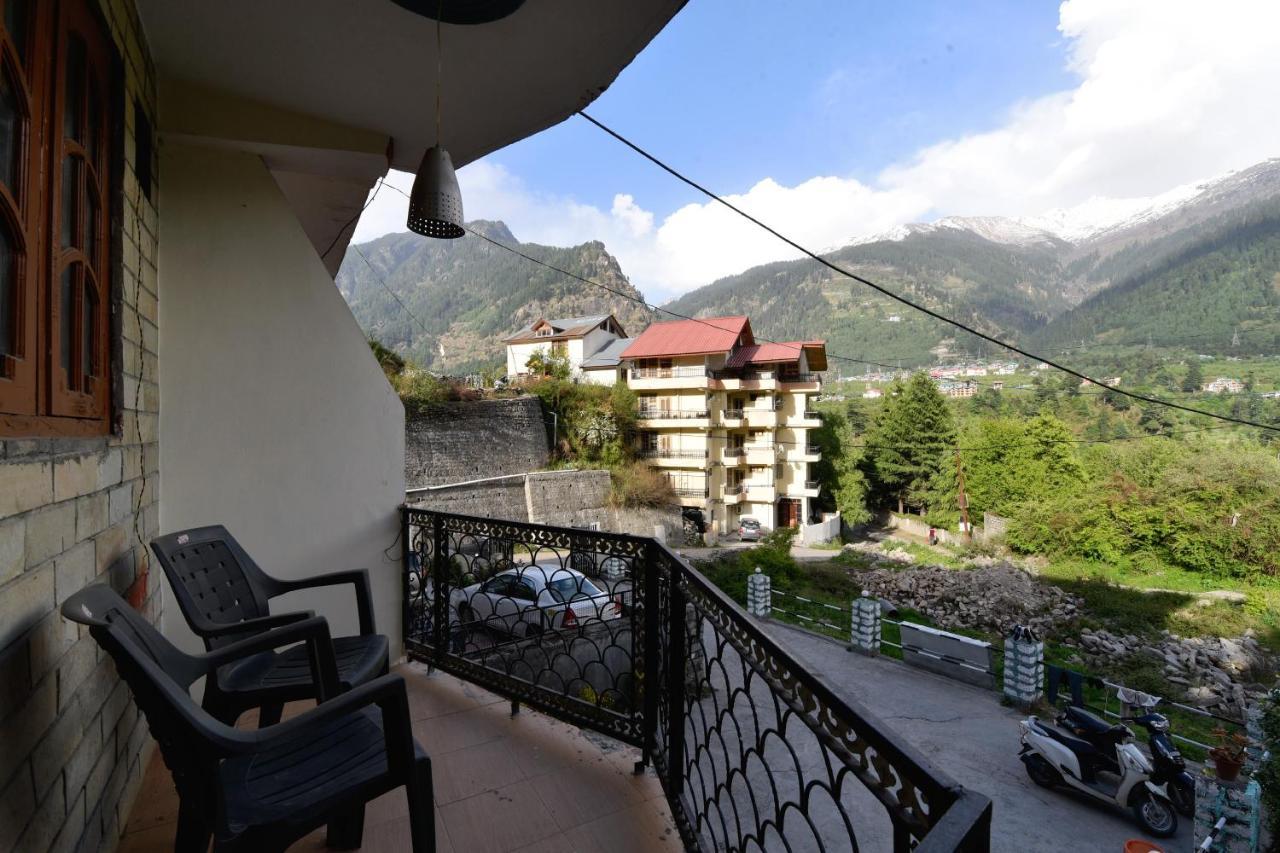 Hotel Oyo Hill View Manali (Himachal Pradesh)