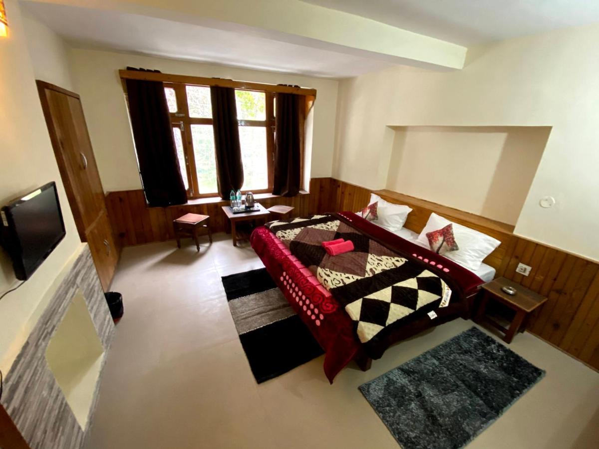 Hotel Woodlines 2*