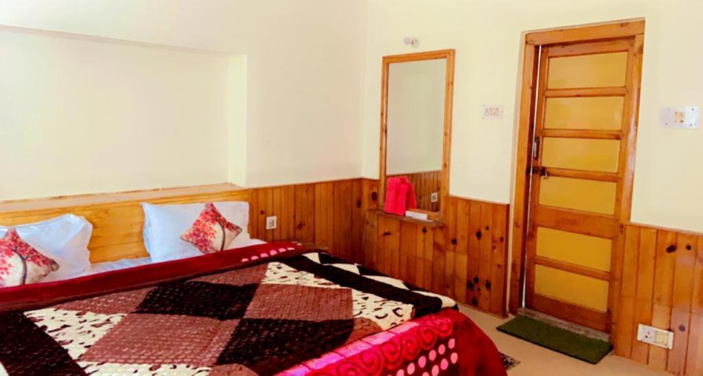 Woodlines 2* Manali (Himachal Pradesh)