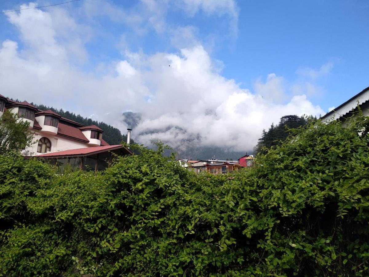 Woodlines Hotel 2*