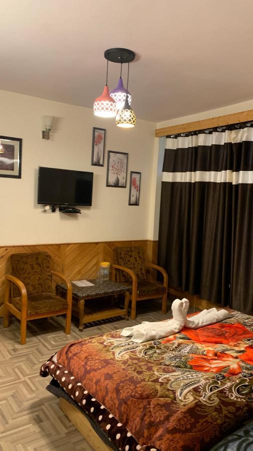 Hadimba Regency Hostel *