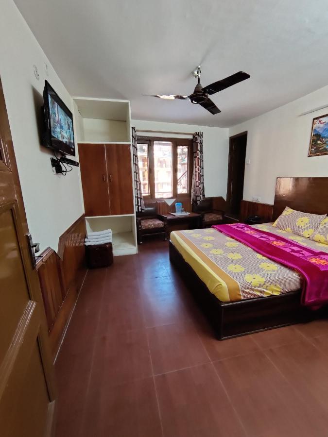 Hotel Alankar *