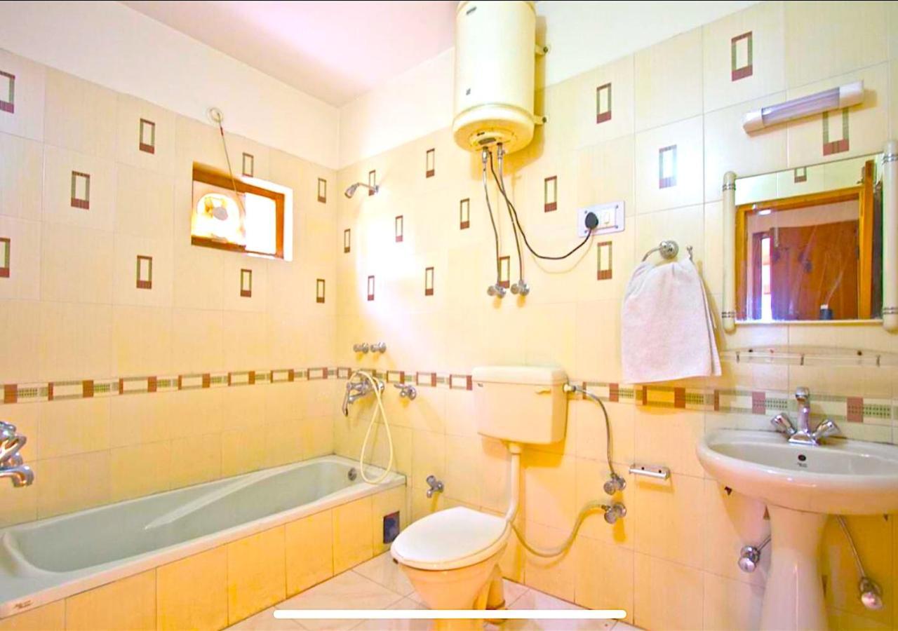 3 Bhk Shashwat With Inside Fire Place Guest house *
