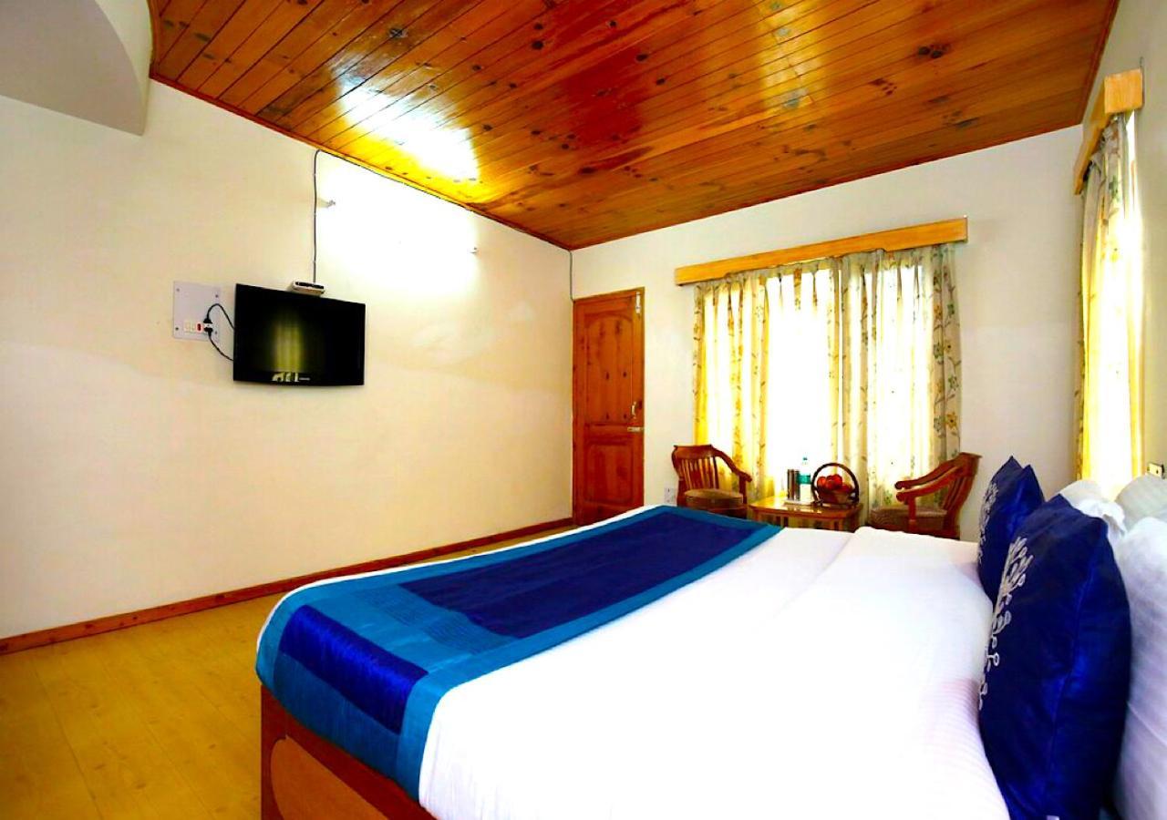 Guest house 3 Bhk Shashwat With Inside Fire Place *