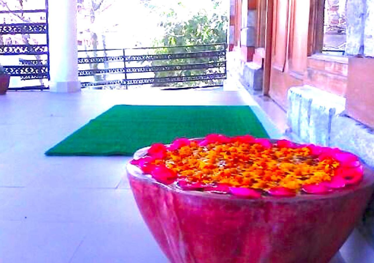 3 Bhk Shashwat With Inside Fire Place *