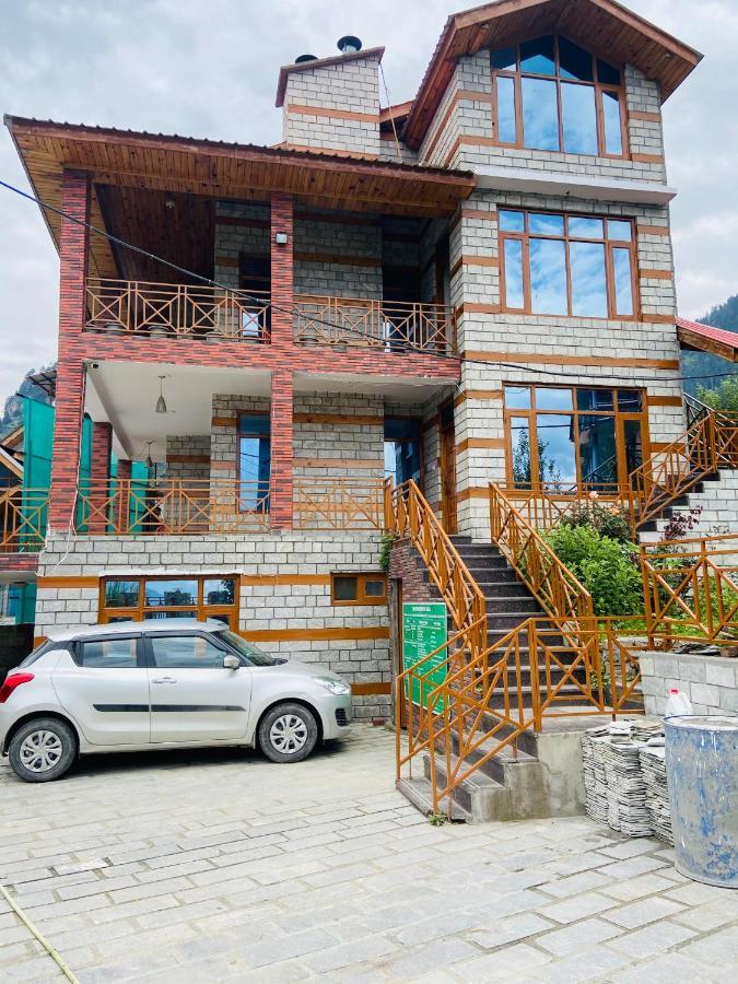 Hotel Tara Manali (Himachal Pradesh)