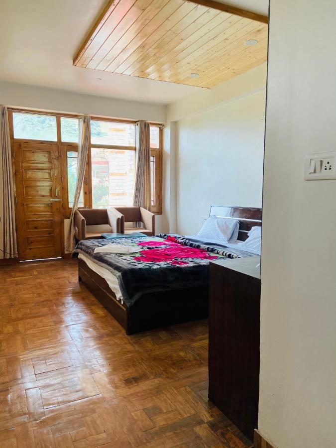Hotel Tara 2*