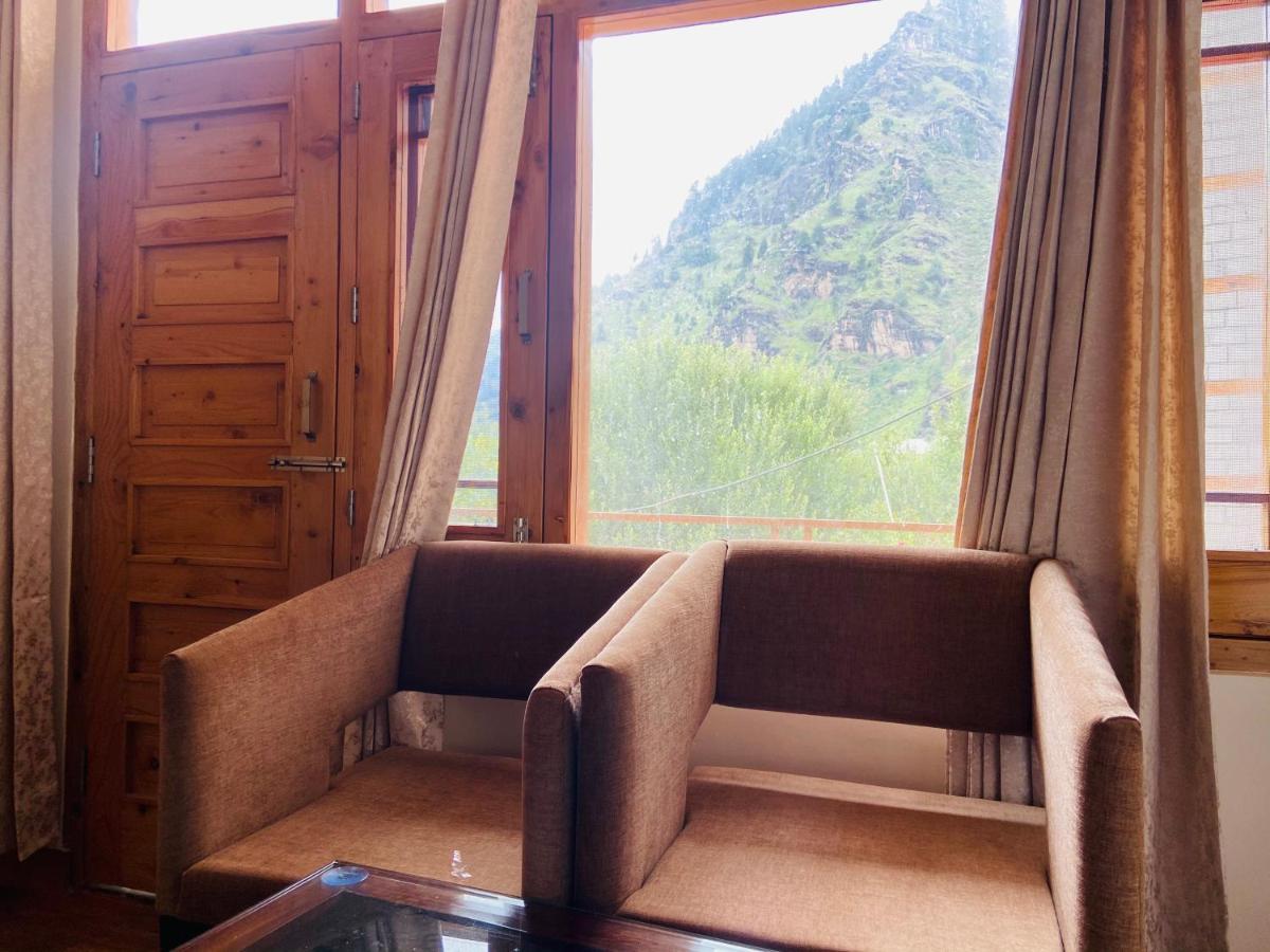 Tara Hotel