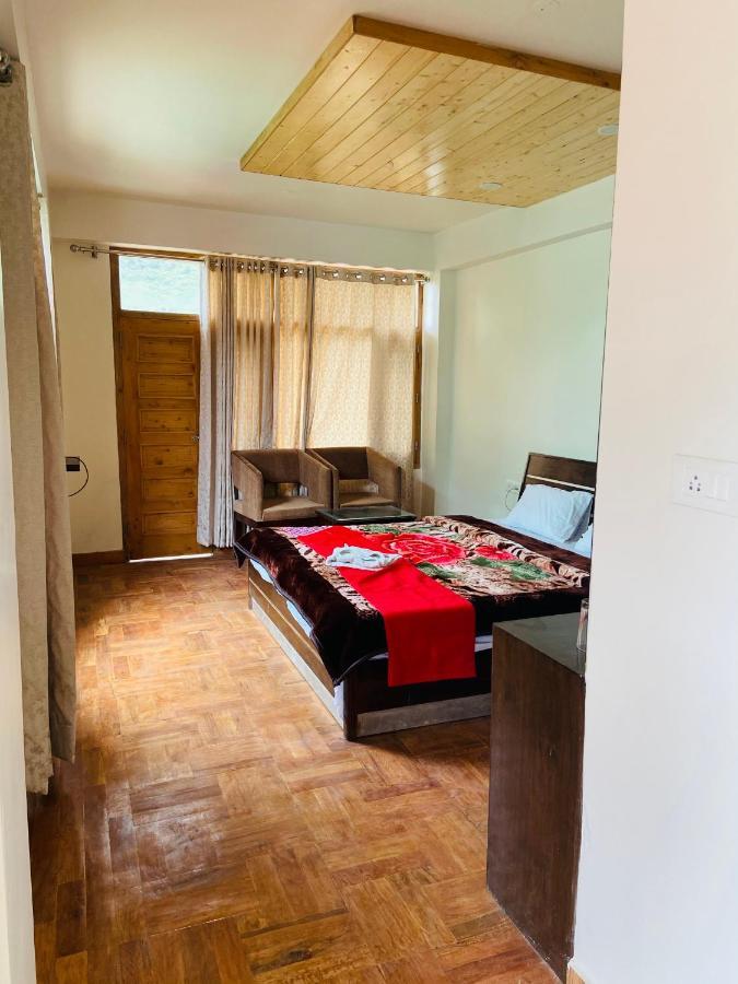 Tara Hotel Manali (Himachal Pradesh)