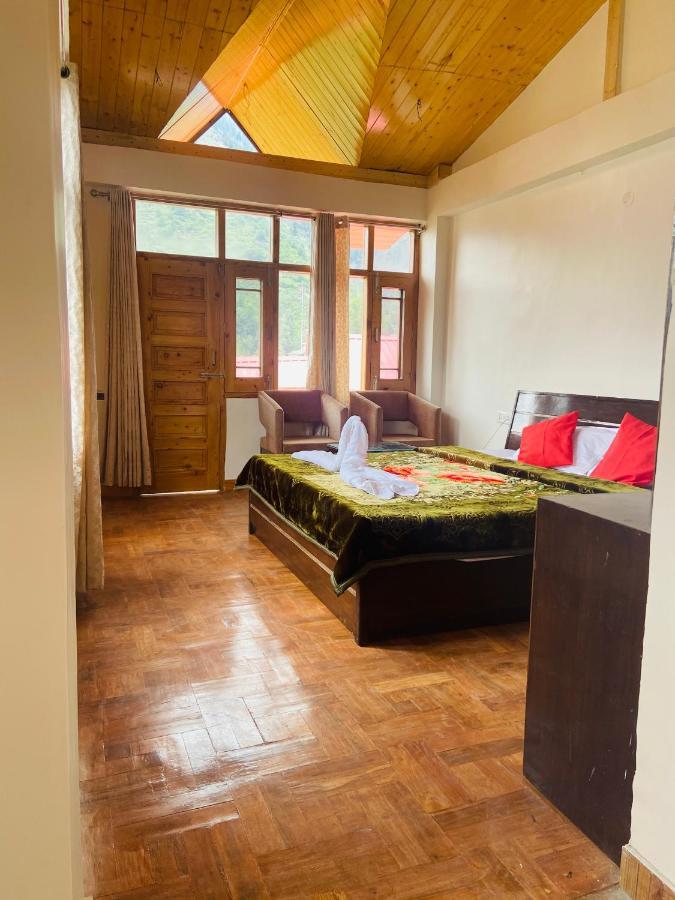 Hotel Tara 2*