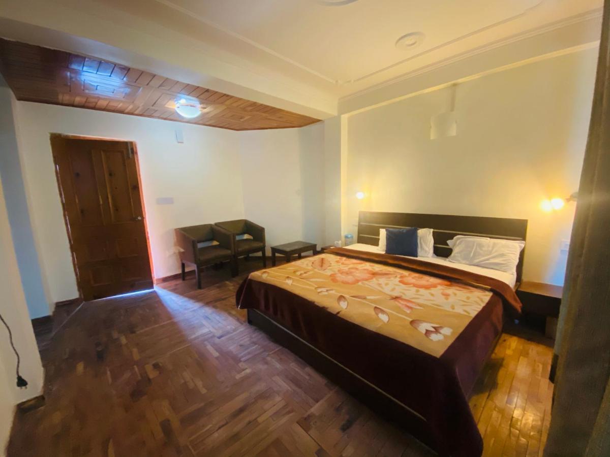 Hotel Tara Manali (Himachal Pradesh)