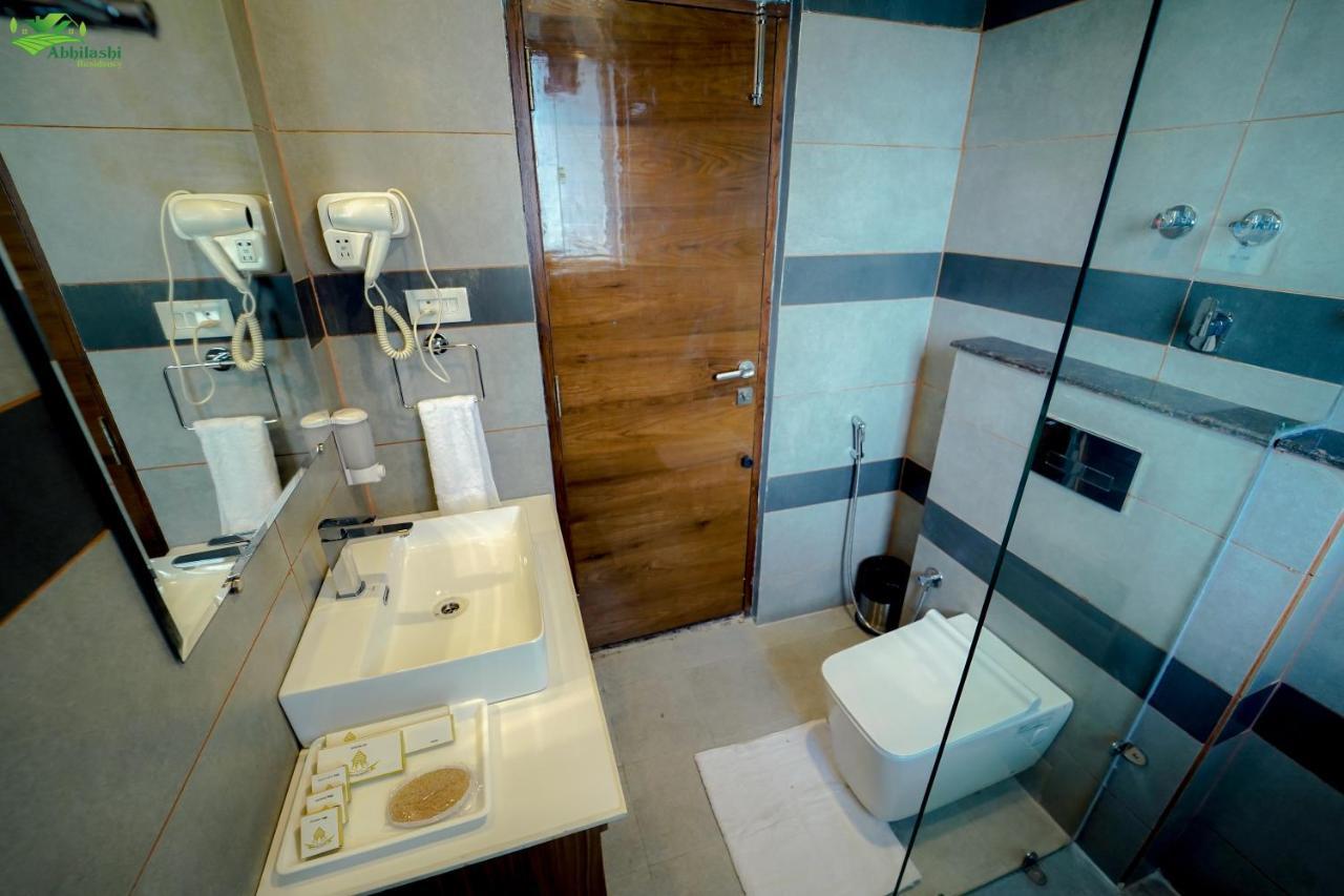 Abhilashi Residency & - Centrally Heated & Air Cooled Manali (Himachal Pradesh)