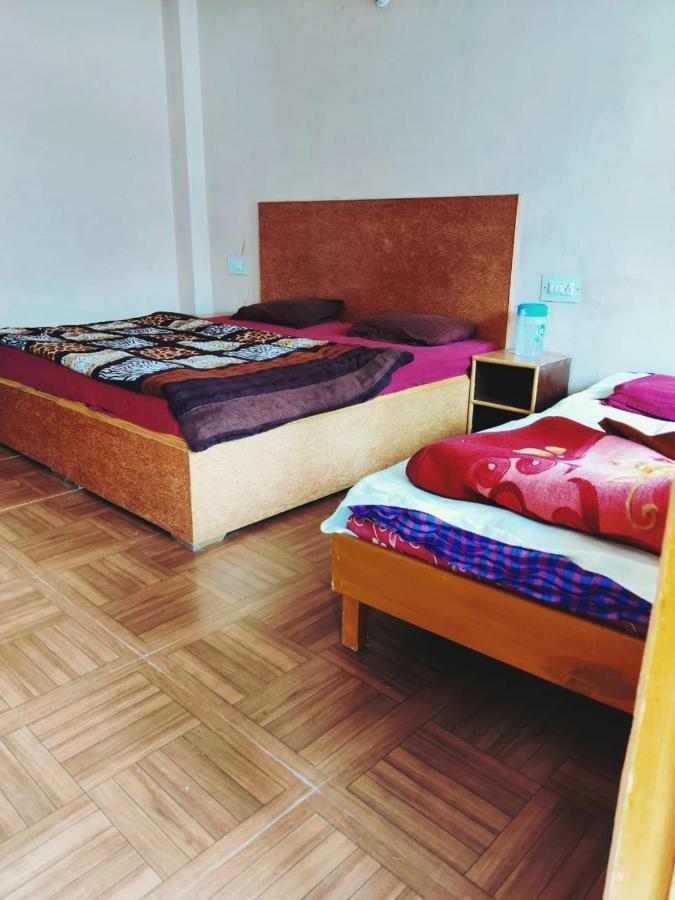 Hotel Firgunn Stays Manali (Himachal Pradesh)