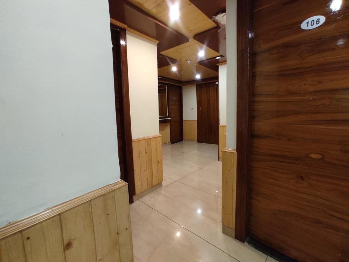 Hotel Abhilashi Residency & - Centrally Heated & Air Cooled Manali (Himachal Pradesh)
