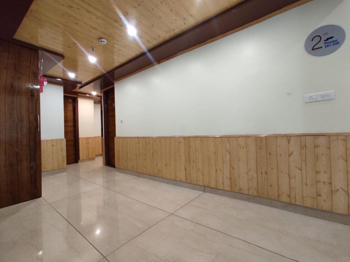 Hotel Abhilashi Residency & - Centrally Heated & Air Cooled Manali (Himachal Pradesh)