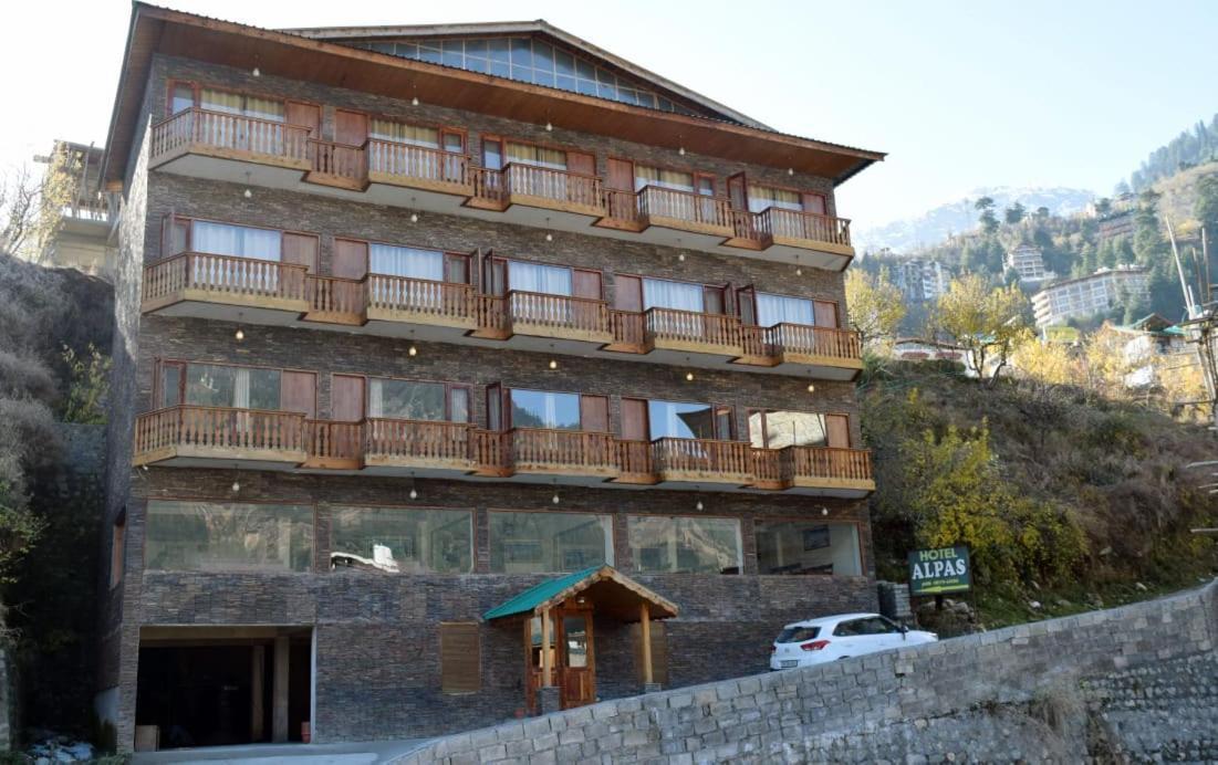Hotel Alpas Manali