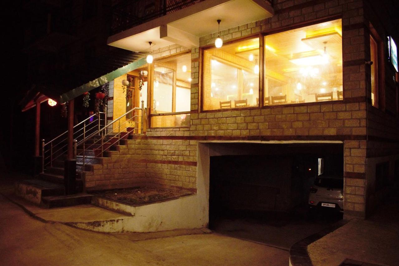 Hotel The Apple Manali (Himachal Pradesh)
