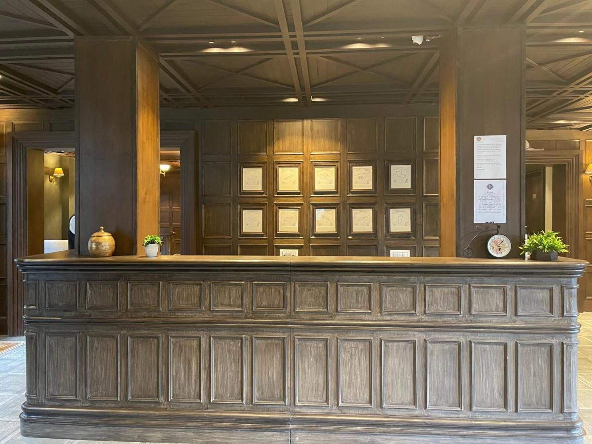 Hotel Sylvan Hues