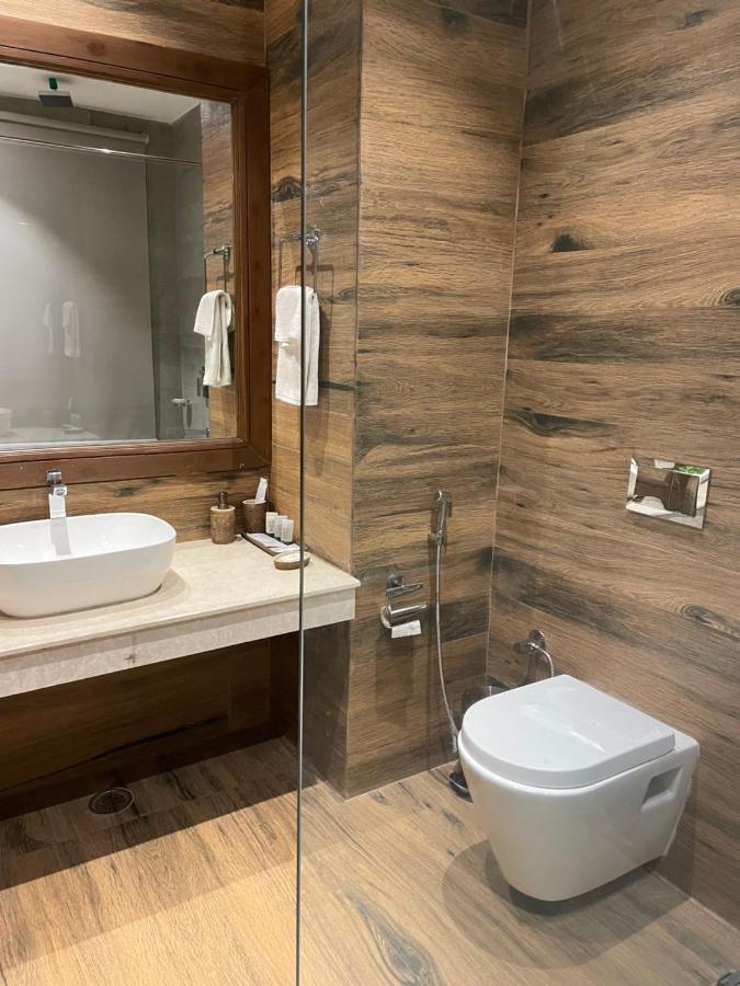 Sylvan Hues Hotel 4*