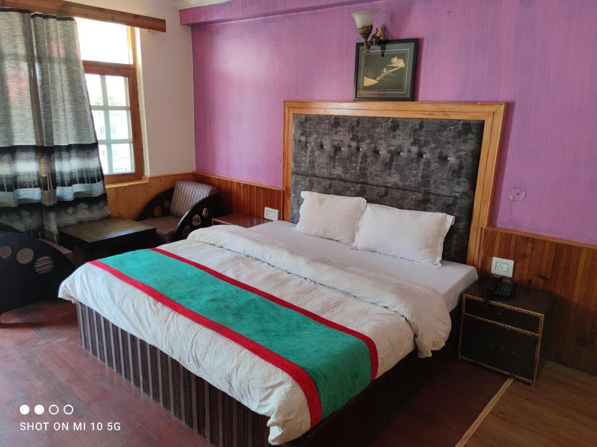 Hotel Elena Aastha Regency 3*
