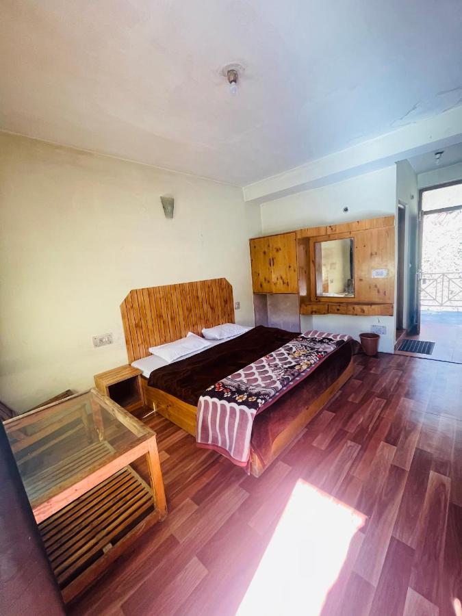 The Mad King's House & Cafe * Manali (Himachal Pradesh)