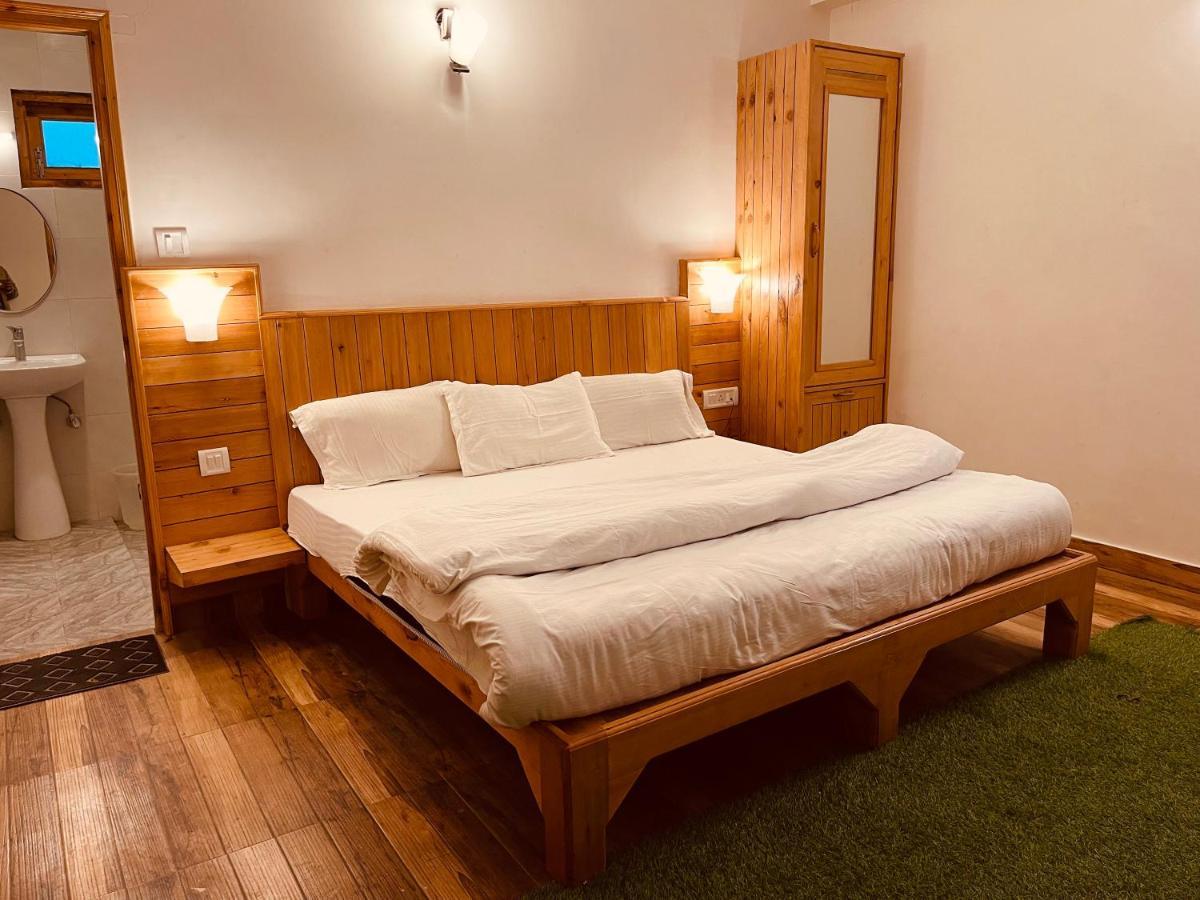 Hotel Mountain Valley Resort Manali (Himachal Pradesh)
