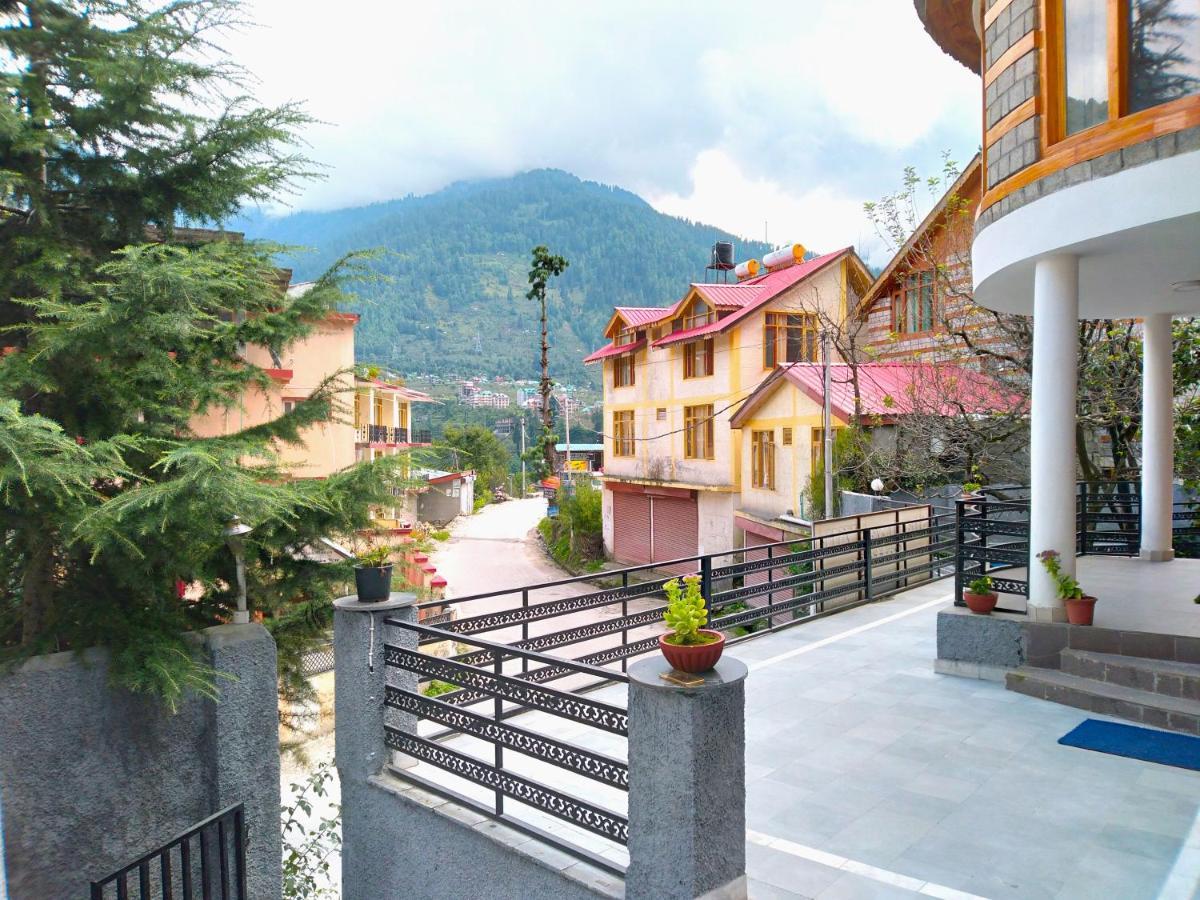 Guest house 3 Bhk Shashwat With Inside Fire Place Manali (Himachal Pradesh)