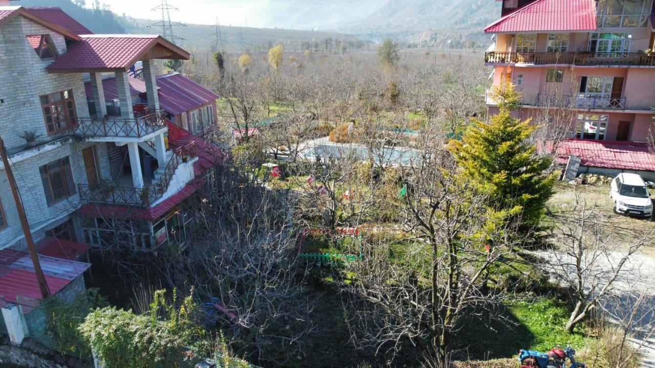 Countryside Himalayan