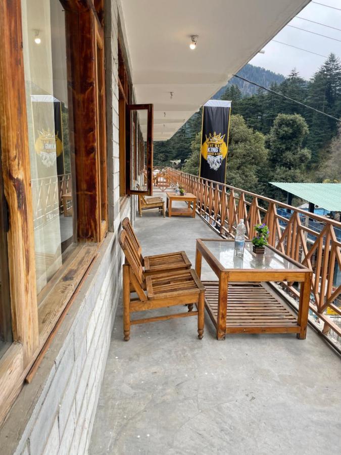 The Mad King's House & Cafe Guest house