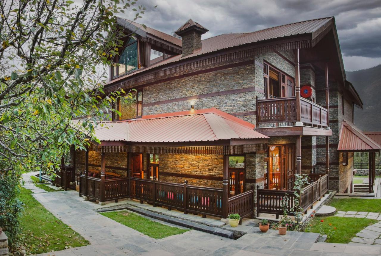 Shivadya - A Luxury Boutique