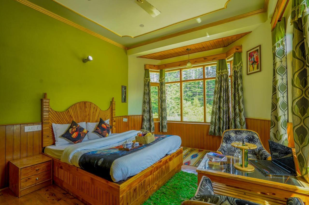 3 Bedroom Luxury With Sceneric Mountain View * Manali (Himachal Pradesh)