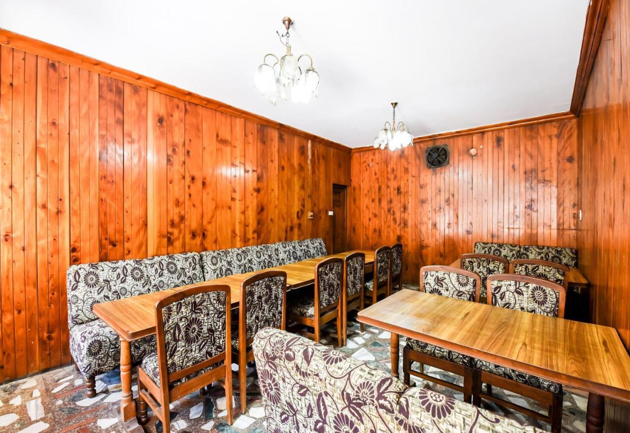 Hotel Oyo 7766 Thakur Manali (Himachal Pradesh)