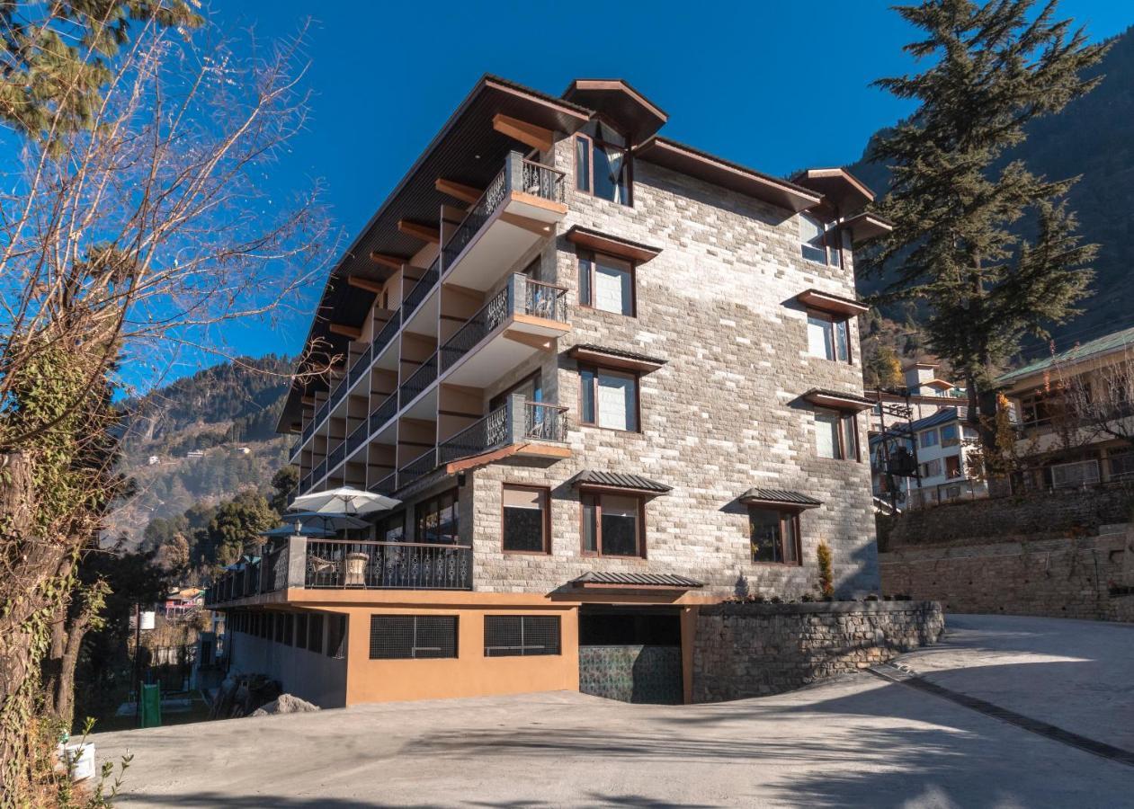 Resort Aloka Manali (Himachal Pradesh)