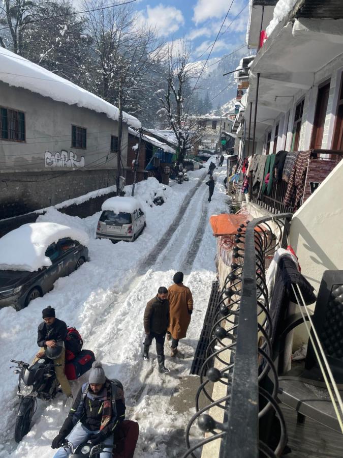 The Mad King's House & Cafe * Manali (Himachal Pradesh)