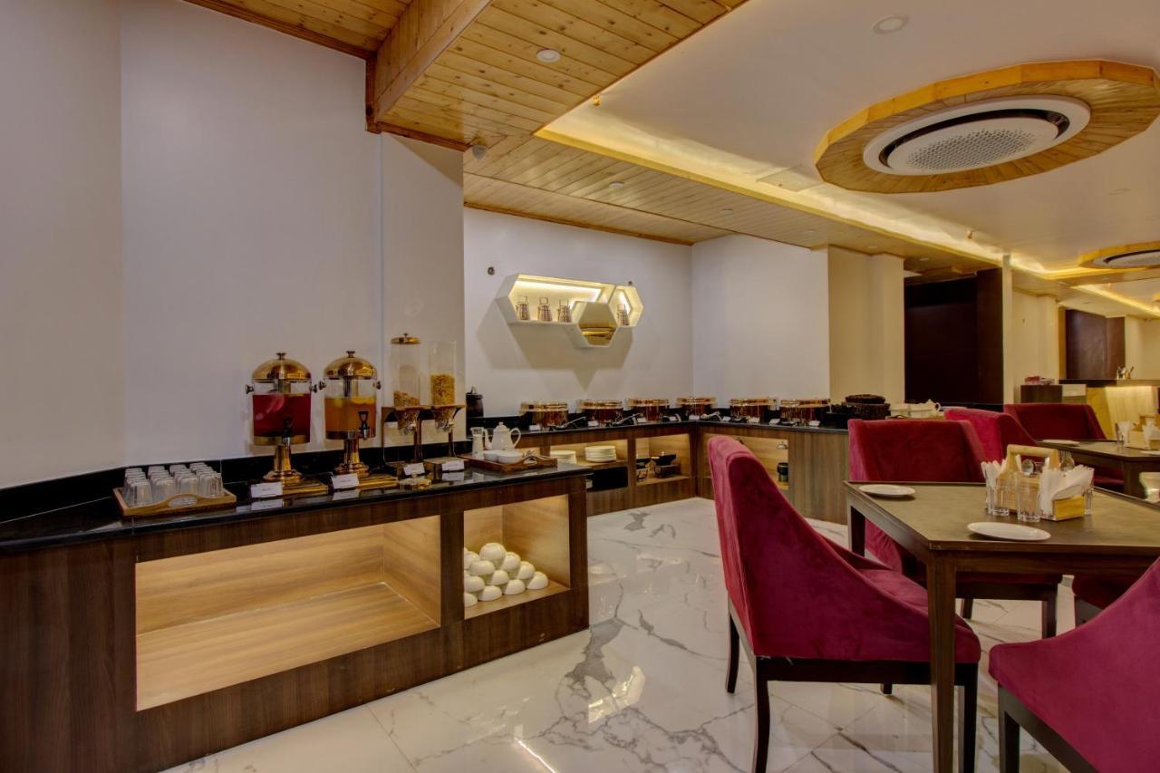 Hotel Woodrock Luxury Boutique Manali (Himachal Pradesh)