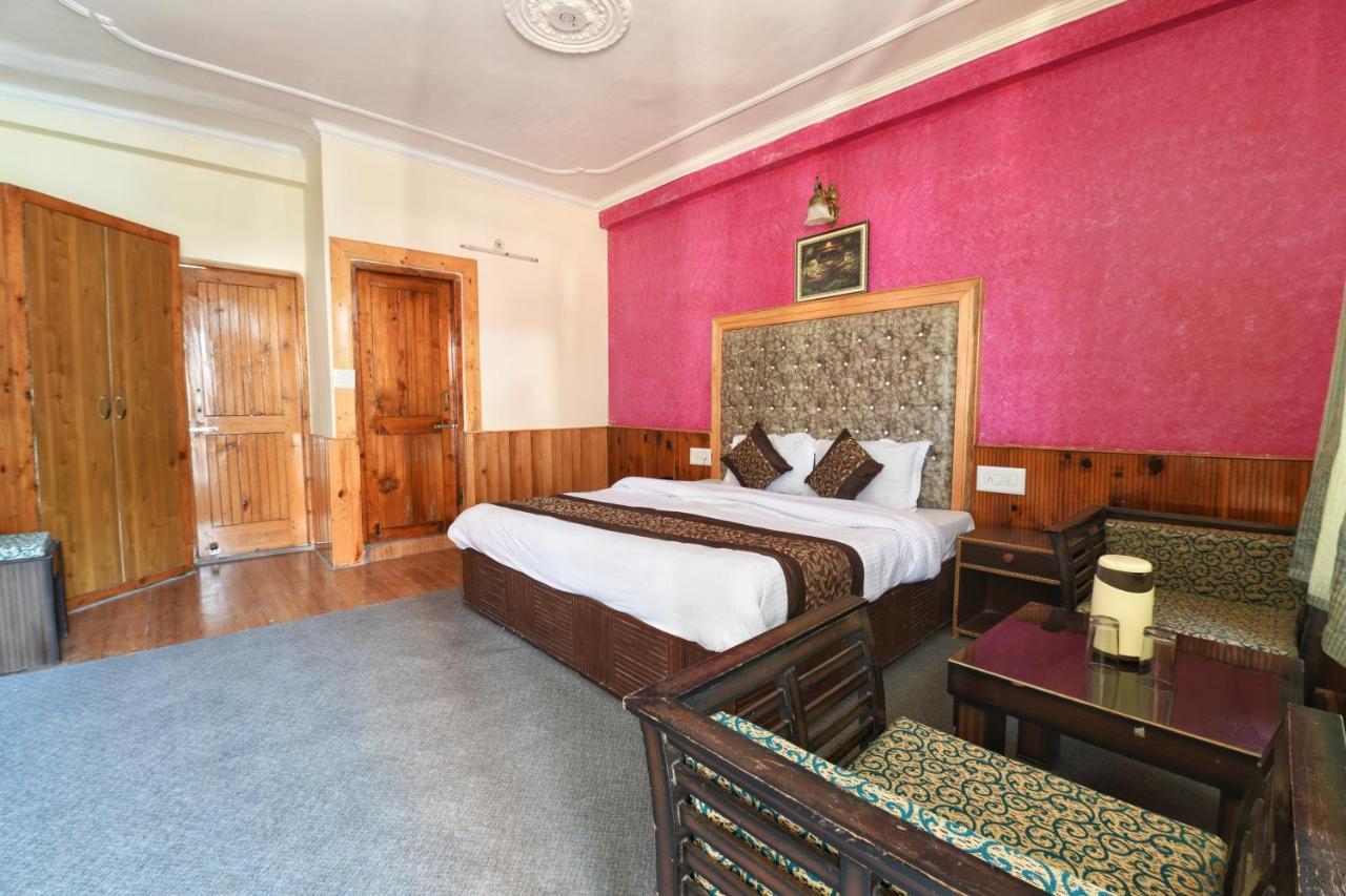 Elena Aastha Regency Hotel