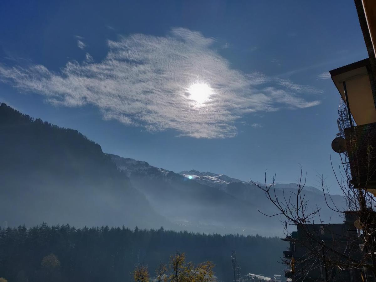 Ambika Bliss * Manali (Himachal Pradesh)