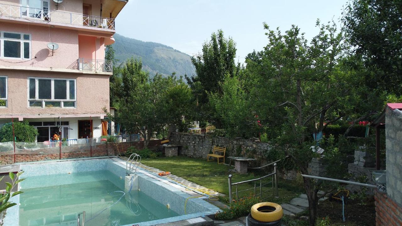 Resort Countryside Himalayan Manali (Himachal Pradesh)
