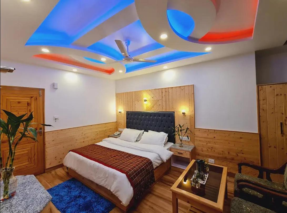 Siyal Hotel