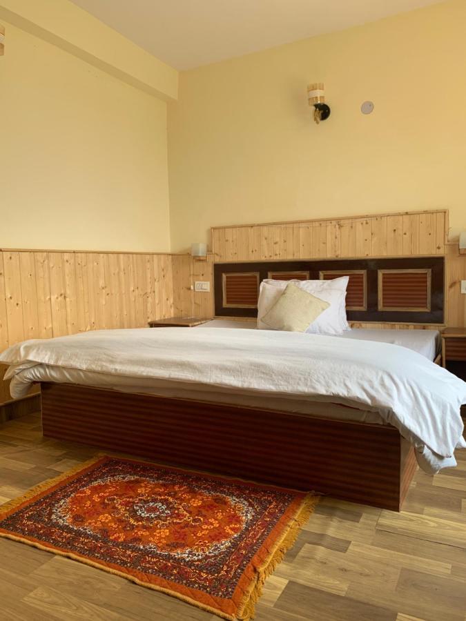 Jal-vayu Cottages *