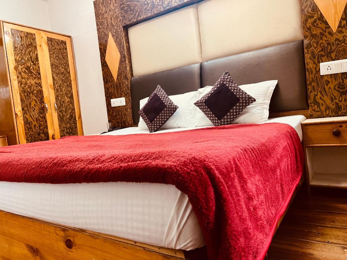 Hotel Hotel Solitaire Manali (Himachal Pradesh)