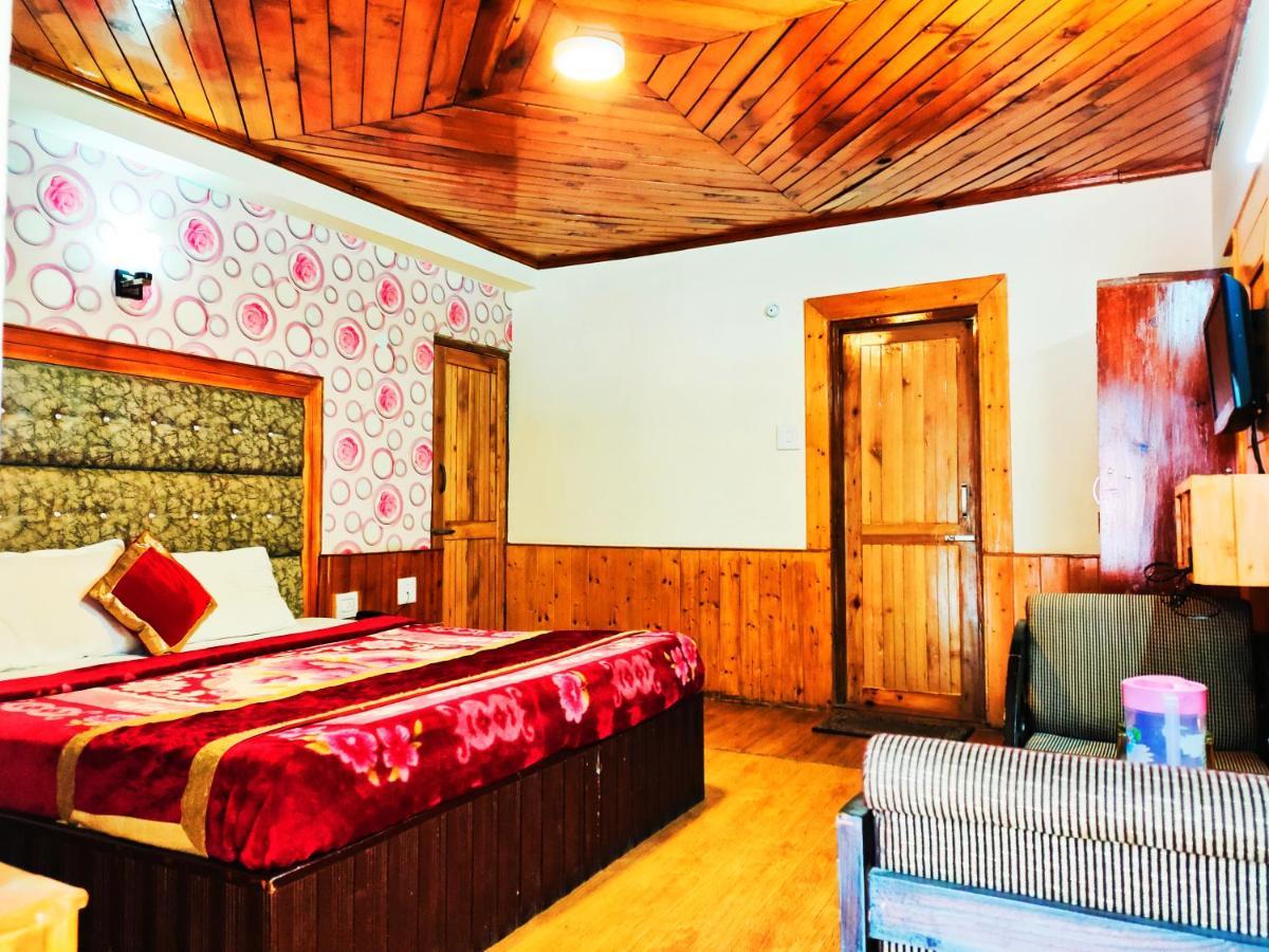 Elena Aastha Regency 3*