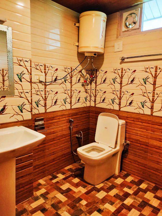 Hotel Elena Aastha Regency