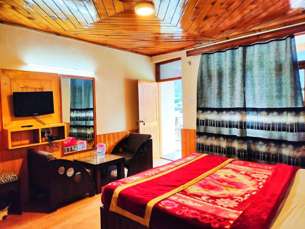 Hotel Elena Aastha Regency 3*